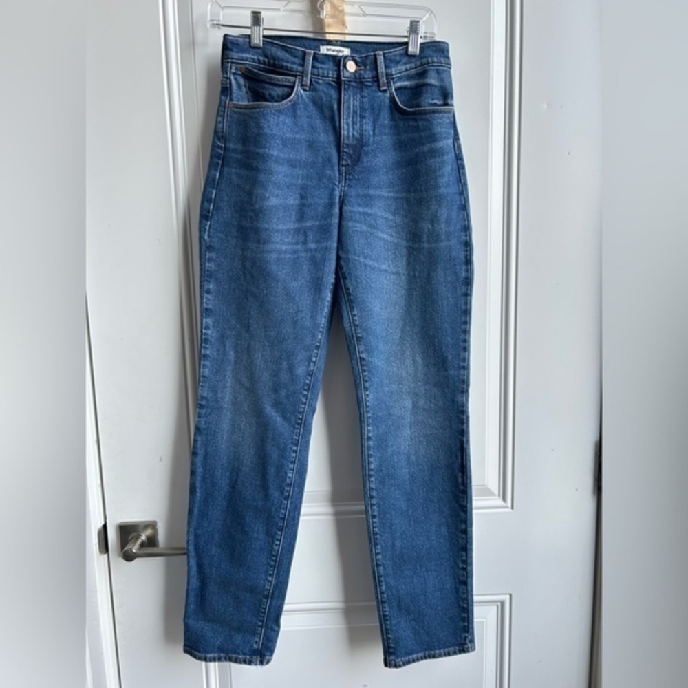 Wrangler | Highwaist Straight leg | women’s size 28x32